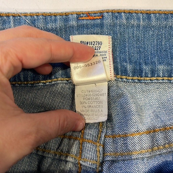 True Religion Sammy Big T Jeans Women’s 27 LIGHT Wash Contrast Stitching Y2K - Picture 8 of 16